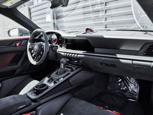 Used 2024 Porsche 911 GT3 RS RWD image 42