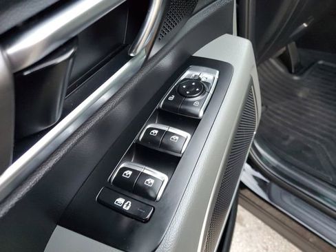 Used 2023 Kia Telluride EX X-Line image 16