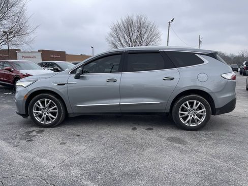 Used 2023 Buick Enclave Premium w/ Experience Buick Package image 8