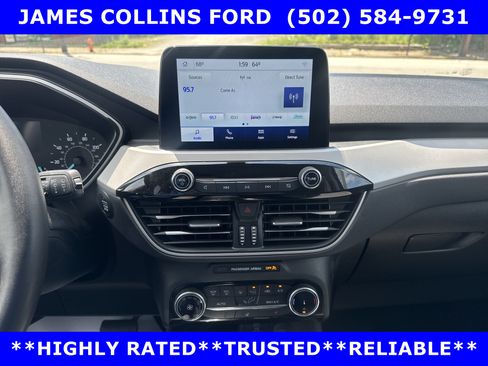 Used 2022 Ford Escape SE w/ Cold Weather Package AWD/4WD image 21