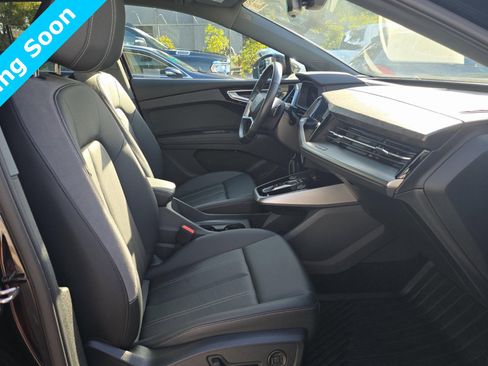 Used 2024 Audi Q4 e-tron Premium Plus w/ Premium Plus image 12