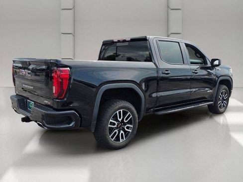 Certified 2021 GMC Sierra 1500 AT4 w/ AT4 Premium Package AWD/4WD image 5