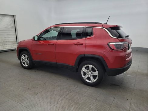 Used 2024 Jeep Compass Latitude image 3