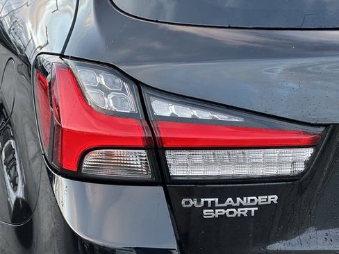 Used 2023 Mitsubishi Outlander Sport image 14