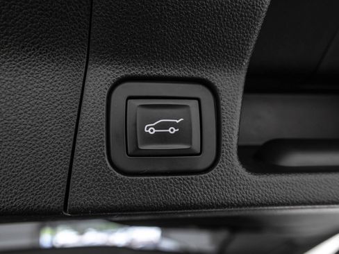 Used 2019 GMC Acadia SLE w/ Driver Alert Package I FWD image 41