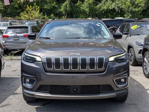 Used 2022 Jeep Cherokee Limited image 3