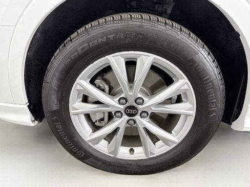 Certified 2025 Audi Q3 2.0T Premium Plus w/ Premium Plus Package image 28