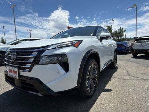 New 2026 Nissan Rogue Platinum w/ Platinum Premium Package AWD/4WD image 9