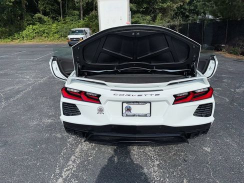 Used 2024 Chevrolet Corvette Stingray Premium Conv w/ Z51 Performance Package RWD image 35