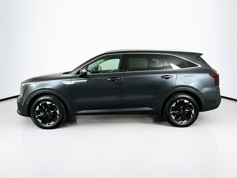 Used 2024 Kia Sorento S FWD image 4