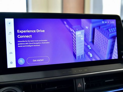 Used 2023 Toyota Prius Limited w/ Limited Premium Package image 13