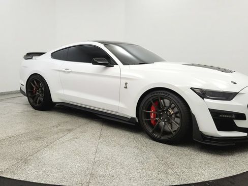 Used 2020 Ford Mustang Shelby GT500 w/ Technology Package RWD image 7