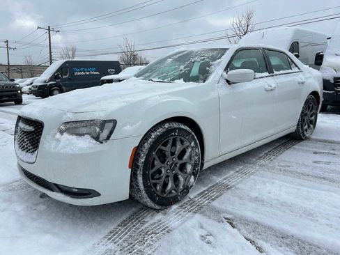 Certified 2017 Chrysler 300 S image 3