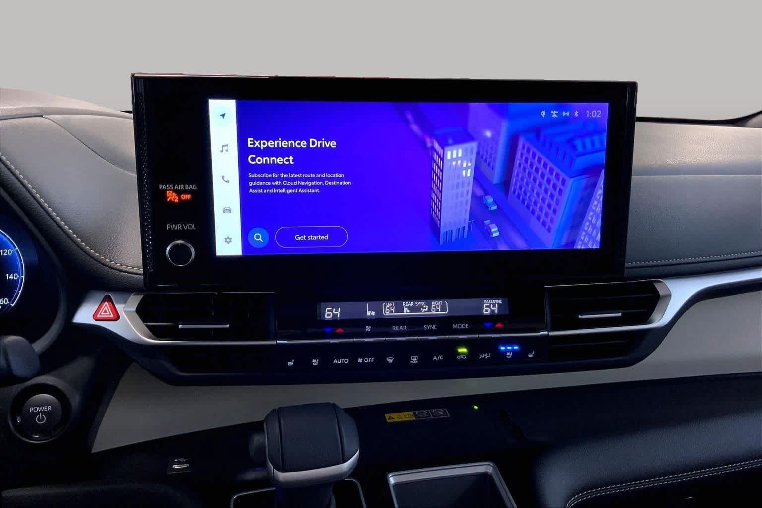 Used 2025 Toyota Sienna Platinum AWD/4WD image 6