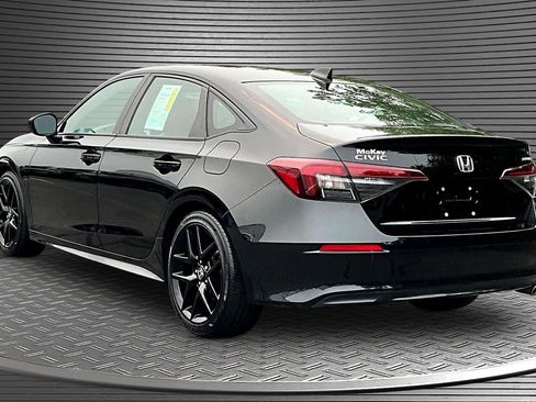 Used 2025 Honda Civic Sport image 4