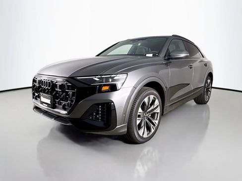 Certified 2025 Audi Q8 Premium Plus w/ Premium Plus Package AWD/4WD image 3