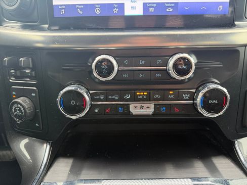 Used 2023 Ford F150 Lariat w/ Equipment Group 502A High AWD/4WD image 15