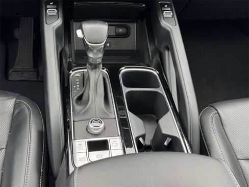 Used 2022 Kia Telluride S image 6