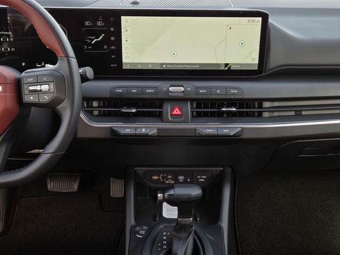 New 2025 Kia K4 GT-Line image 23