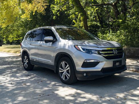 Used 2018 Honda Pilot EX-L image 2