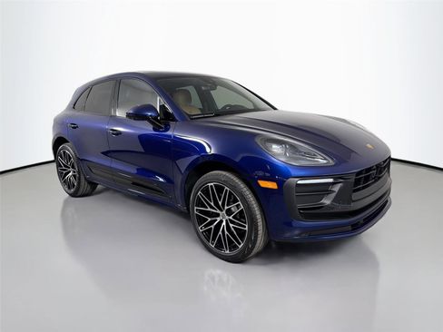 Used 2026 Porsche Macan Turbo AWD/4WD image 9