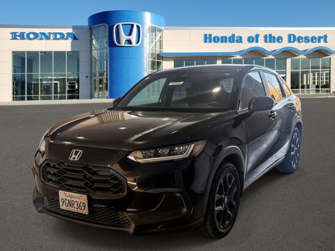 Used 2024 Honda HR-V Sport image 3