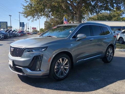 Used 2021 Cadillac XT6 Premium Luxury image 8