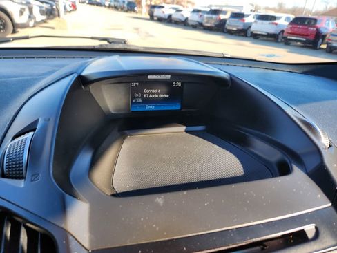 Used 2018 Ford Escape SE w/ Ford Safe & Smart Package image 8