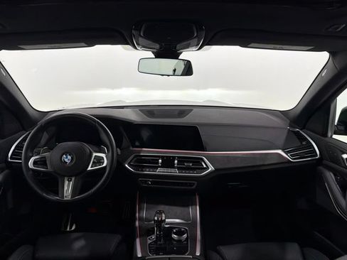 Used 2022 BMW X5 xDrive40i w/ M Sport Package AWD/4WD image 29