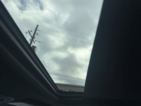 Used 2022 Toyota Tundra Platinum image 33