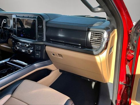 Used 2024 Ford F250 Lariat w/ Tremor Off-Road Package image 27