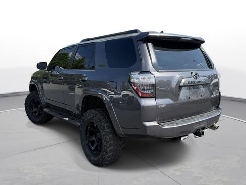 Used 2022 Toyota 4Runner SR5 RWD image 8