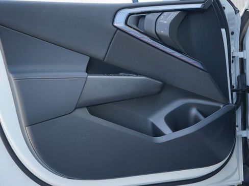 Used 2025 BMW X3 xDrive30i w/ Convenience Package image 9