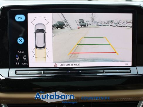 New 2026 Volkswagen Atlas Cross Sport SEL R-Line AWD/4WD image 15