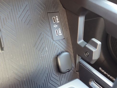 Certified 2024 Toyota Tacoma SR5 image 25