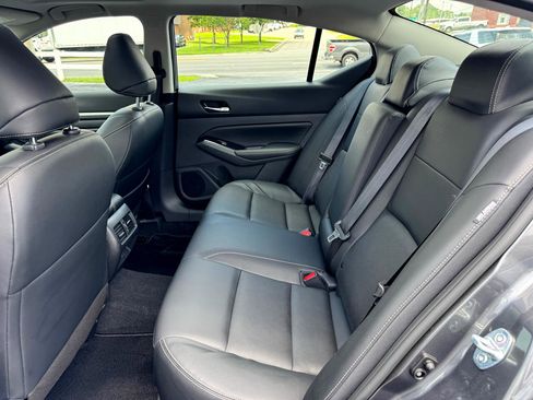 Used 2024 Nissan Altima 2.5 SL image 16