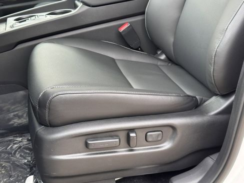 New 2025 Honda Ridgeline RTL image 15