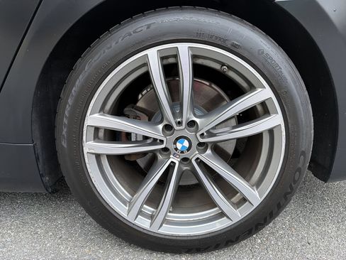 Used 2019 BMW 750i xDrive AWD/4WD image 29
