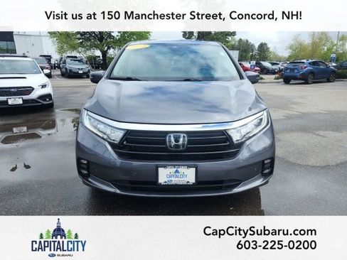 Used 2023 Honda Odyssey Elite image 2