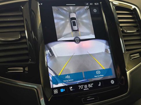 Used 2025 Volvo XC90 B6 Ultra w/ Protection Package Premier image 16