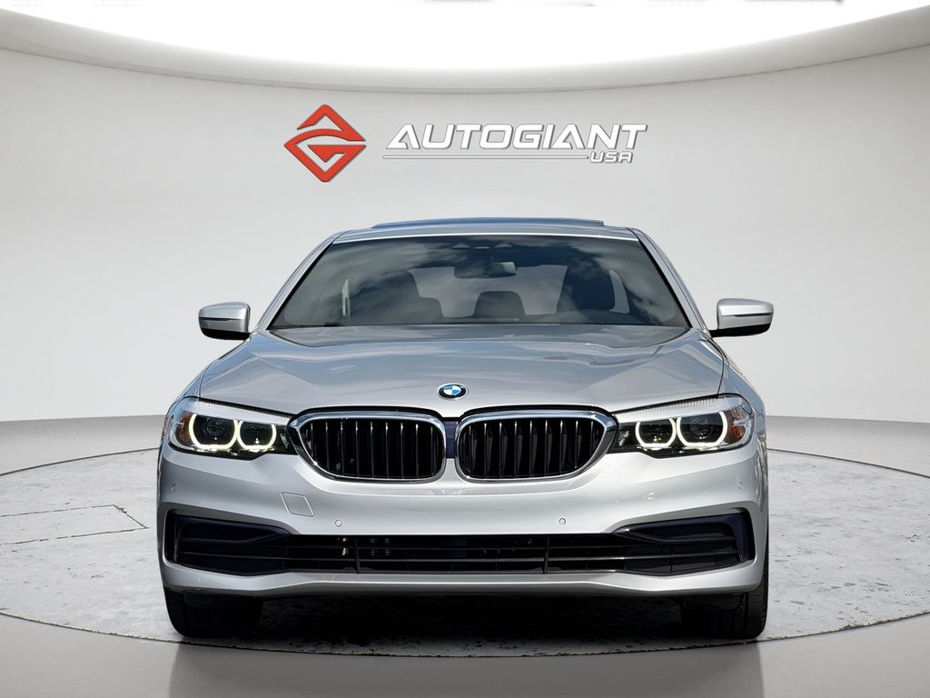 Used 2019 BMW 530i xDrive w/ Convenience Package AWD/4WD image 12