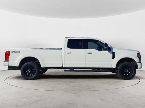 Used 2022 Ford F350 Lariat AWD/4WD image 6