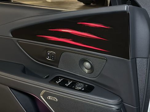New 2026 Lincoln Nautilus Premier w/ Equipment Group 102A AWD/4WD image 32