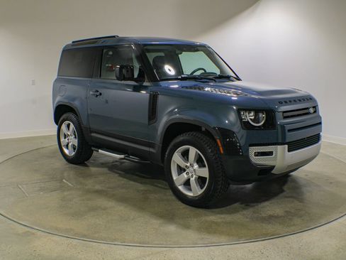 Used 2023 Land Rover Defender 90 S AWD/4WD image 7