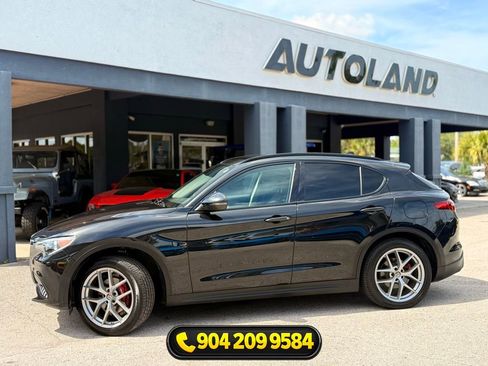 Used 2018 Alfa Romeo Stelvio Sport w/ Quick Order Package 22J Sport AWD/4WD image 6