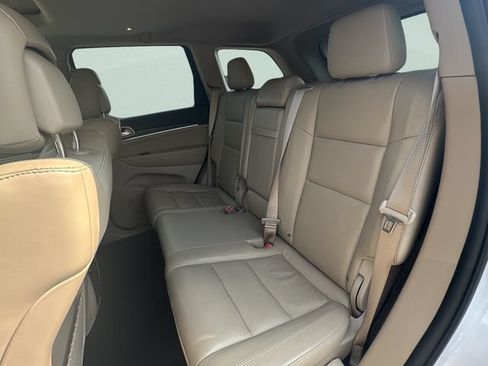 Used 2020 Jeep Grand Cherokee Limited AWD/4WD image 14
