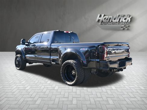 Used 2025 Ford F450 Platinum w/ Platinum Plus Package image 10