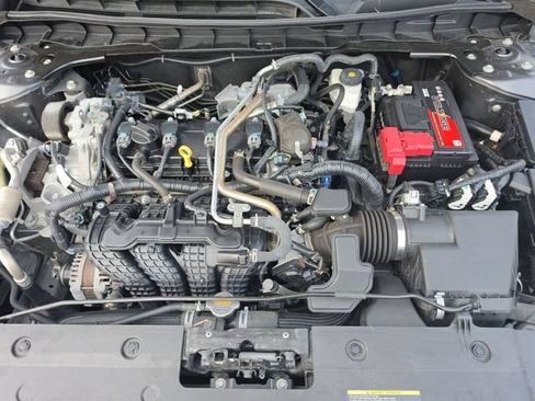 Used 2022 Nissan Altima 2.5 SR FWD image 19