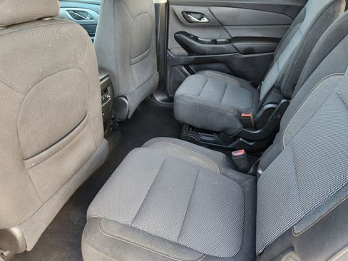 Used 2018 Chevrolet Traverse LT image 29