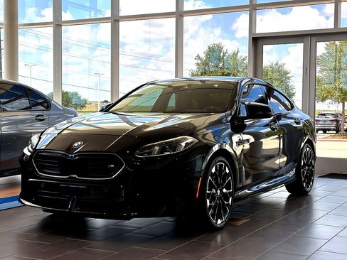 New 2025 BMW M235i xDrive w/ Technology Package image 3